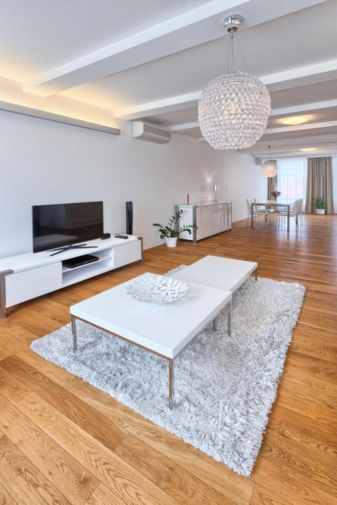 Wishlist Residences - Karlin Lägenhet *
